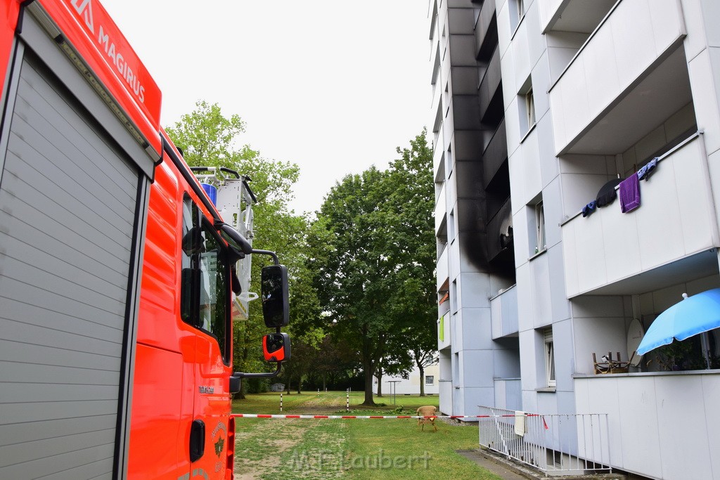 Wieder mal Feuer 3 Koeln Porz Am Urbacher Wall P246.JPG - Miklos Laubert